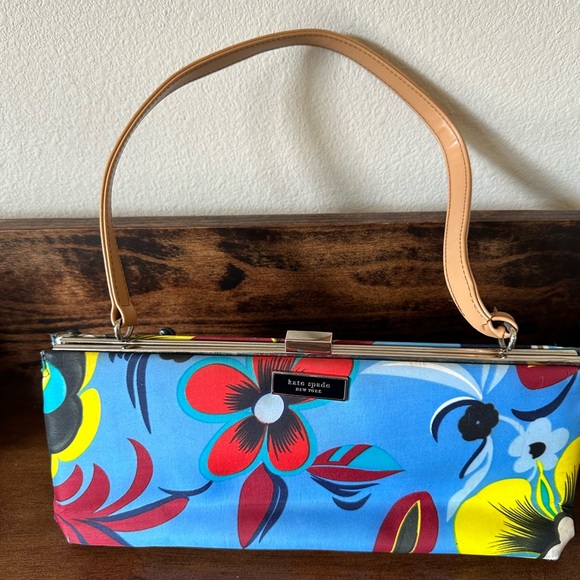 kate spade Handbags - Kate Spade Blue Hawaiian Floral Shoulder Bag